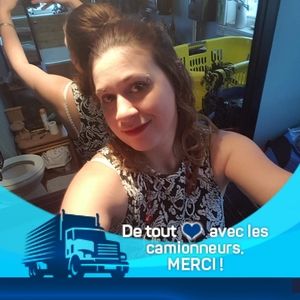 Meet your Posher, Caroline